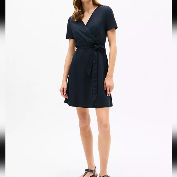 NWT Tommy Hilfiger Black Knit Dress - Picture 11 of 11